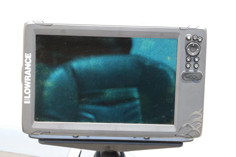 Slide: The Image of Tracker Pro Team 175 TF 2019 - 17