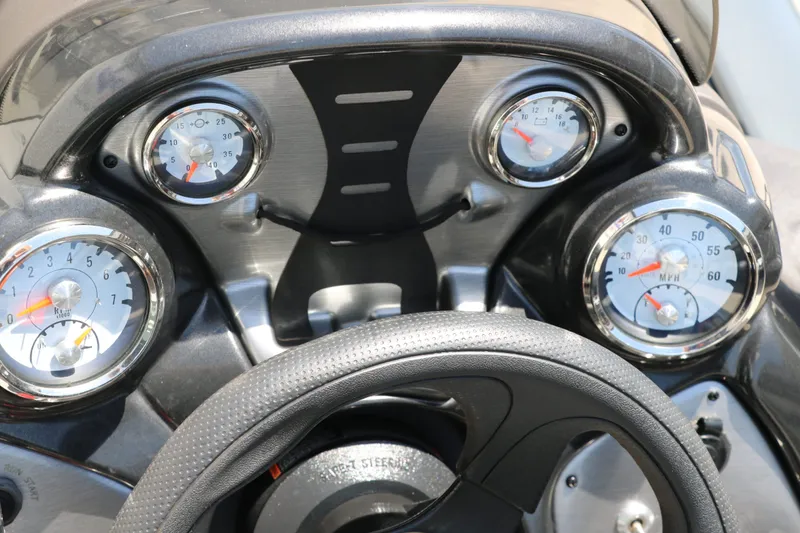 Slide: The Image of Tracker Pro Team 175 TF 2019 - 24