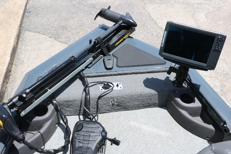 Slide: The Image of Tracker Pro Team 175 TF 2019 - 30