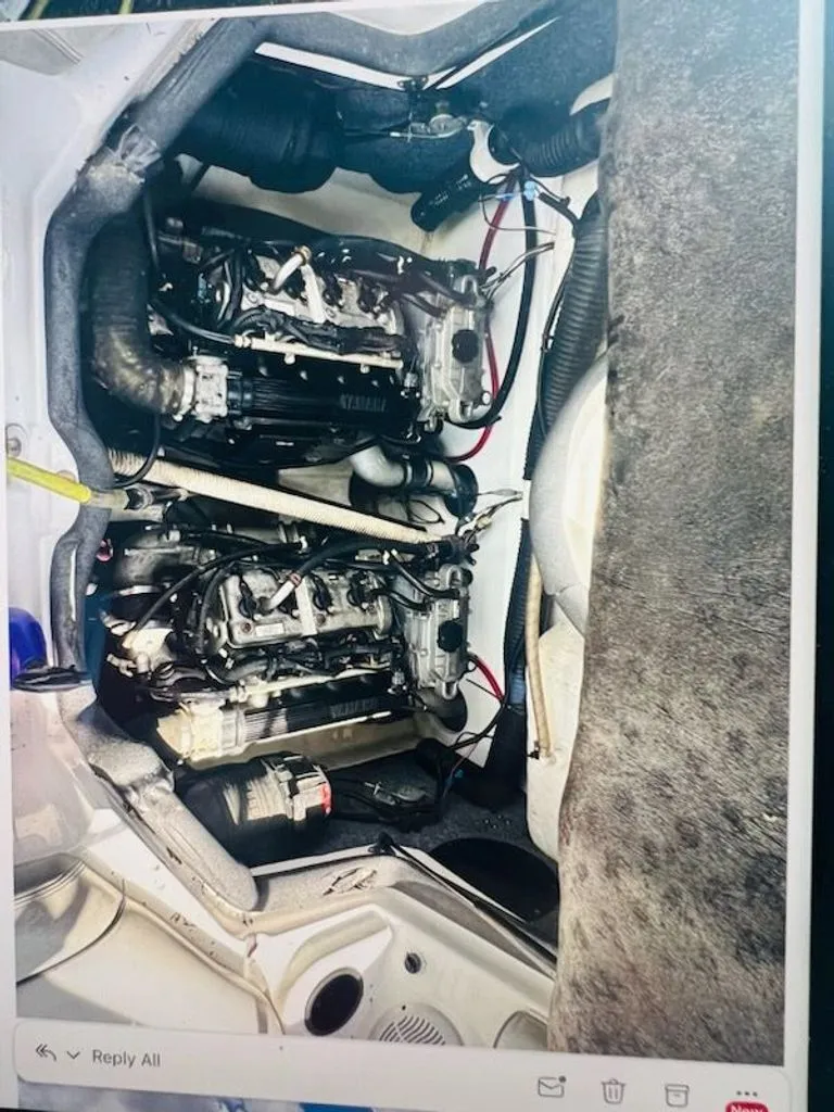 Slide: The Image of Yamaha SX210 2012 - 22