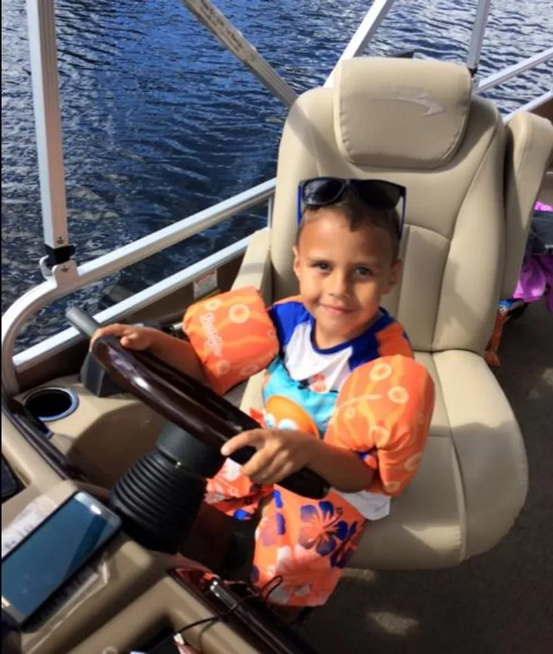 Slide: The Image of Quest LS7518 2010 - 6