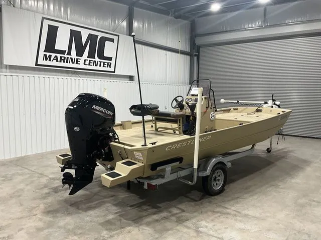 Slide: The Image of Crestliner 2070 Retriever CC/SC 2022 - 14