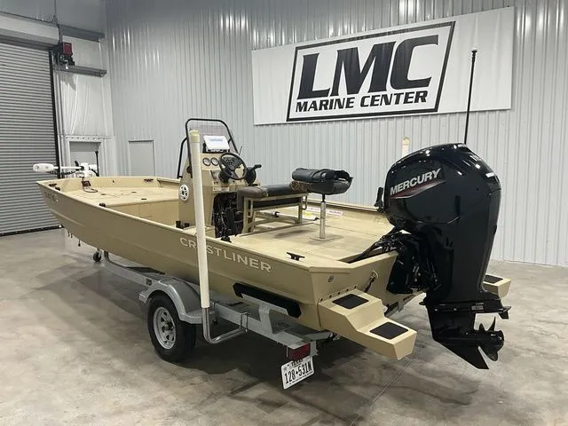 Slide: The Image of Crestliner 2070 Retriever CC/SC 2022 - 3