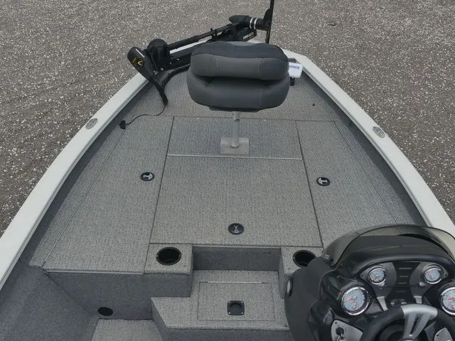 Slide: The Image of Tracker Pro Team 175 TXW Tournament Edition 2022 - 13