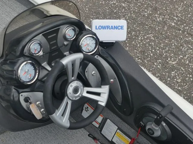 Slide: The Image of Tracker Pro Team 175 TXW Tournament Edition 2022 - 17