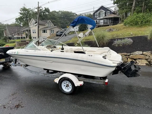 Slide: The Image of Sea Ray 175 Sport 1998 - 4