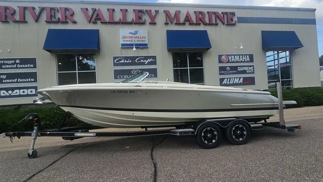 The Image of Chris-Craft Launch 27 2016 - 1