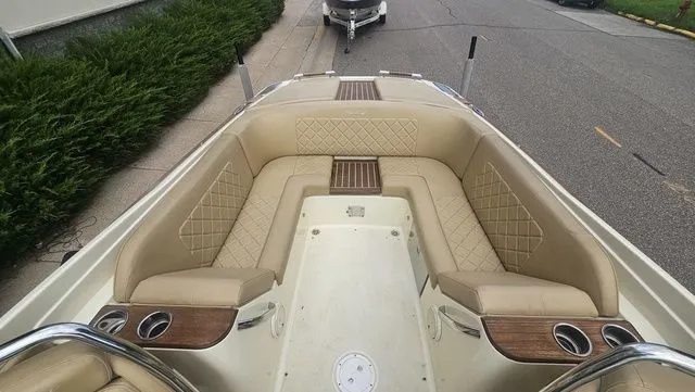 Slide: The Image of Chris-Craft Launch 27 2016 - 8