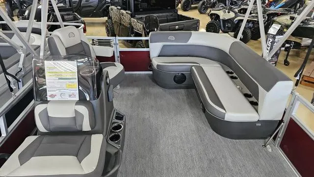 Slide: The Image of Sun Tracker Bass Buggy 16 XL 2026 - 3