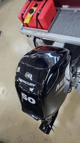 Slide: The Image of Sun Tracker Bass Buggy 16 XL 2026 - 4