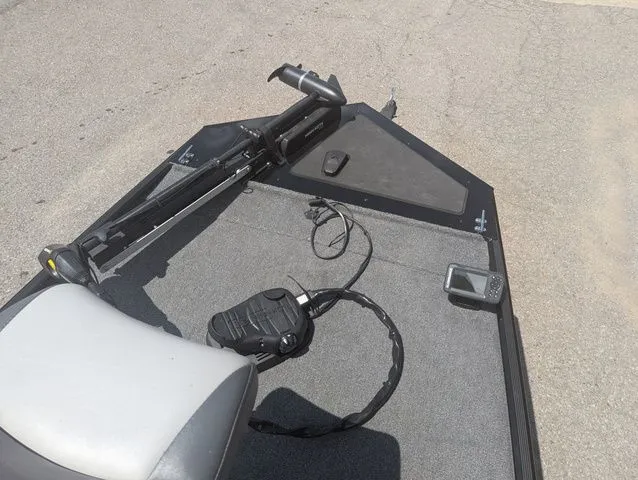 Slide: The Image of Tracker Bass Tracker Classic XL 2020 - 9