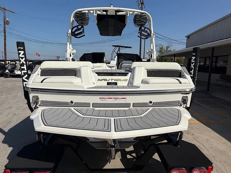 Slide: The Image of Nautique Super Air Nautique GS20 2026 - 4
