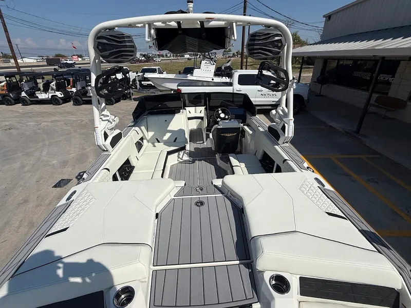 Slide: The Image of Nautique Super Air Nautique GS20 2026 - 8