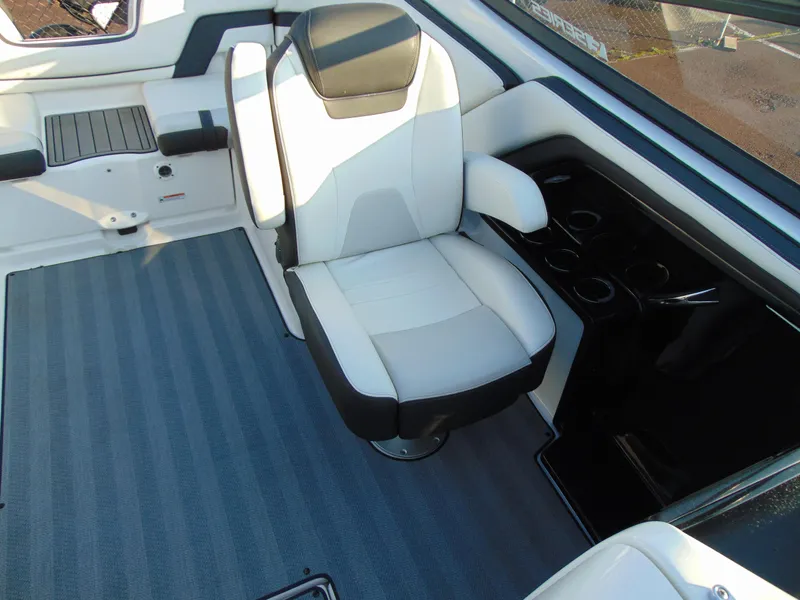 Slide: The Image of 2019 Yamaha Boats 242 Limited S E-Series interior seating with cup holders. - 13
