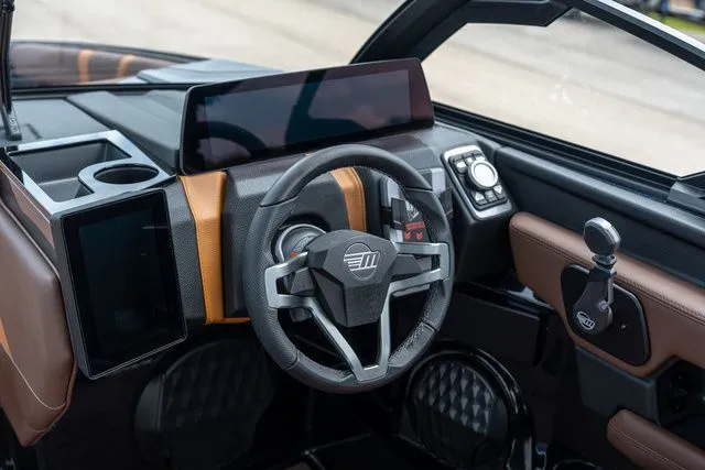 Slide: The Image of Malibu Wakesetter 22 MXZ 2025 - 10