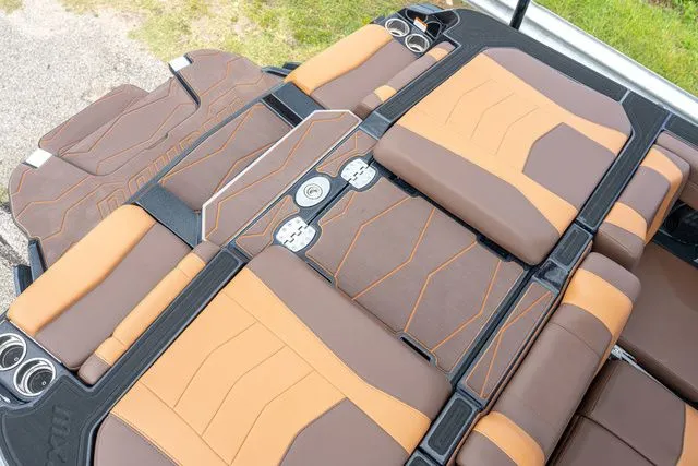 Slide: The Image of Malibu Wakesetter 22 MXZ 2025 - 19