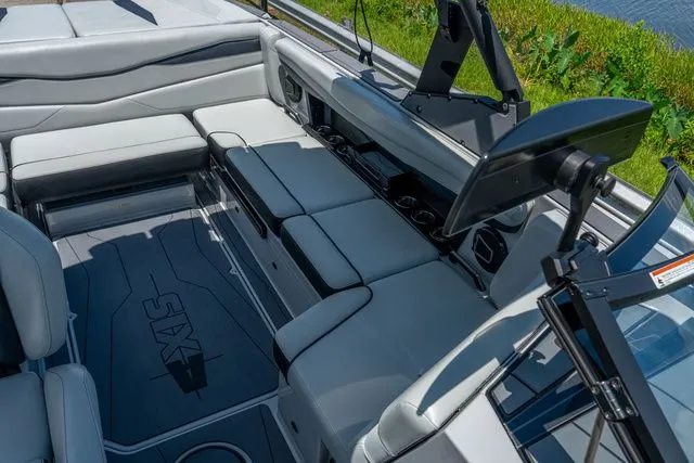 Slide: The Image of Axis Wake Research A225 2024 - 18