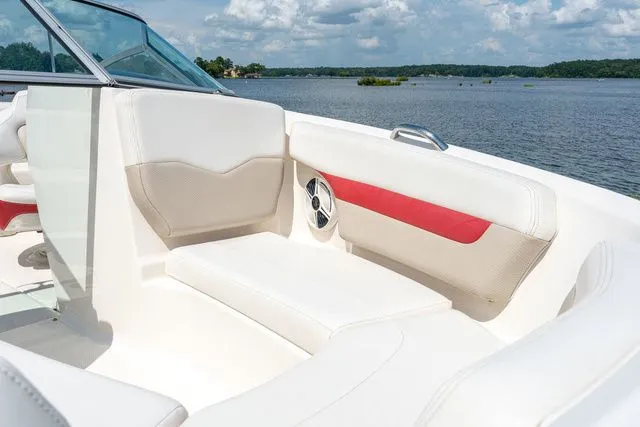 Slide: The Image of Chaparral 186 SSi 2011 - 11