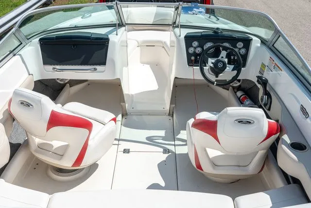 Slide: The Image of Chaparral 186 SSi 2011 - 4