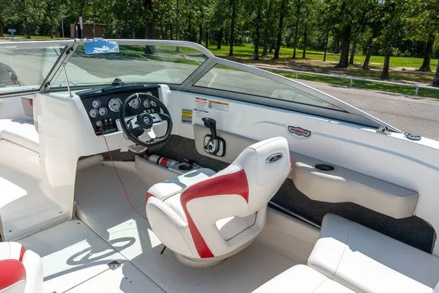 Slide: The Image of Chaparral 186 SSi 2011 - 6