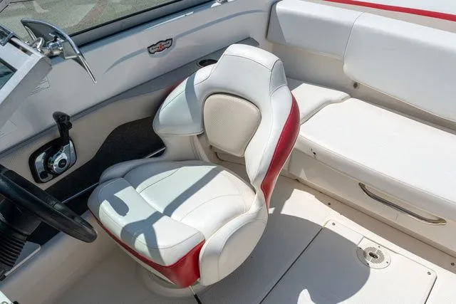 Slide: The Image of Chaparral 186 SSi 2011 - 9