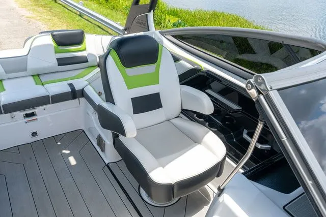 Slide: The Image of Yamaha 212XE 2022 - 12