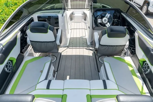 Slide: The Image of Yamaha 212XE 2022 - 5