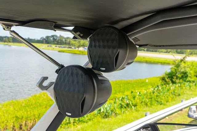 Slide: The Image of Malibu Wakesetter 23 MXZ 2024 - 12