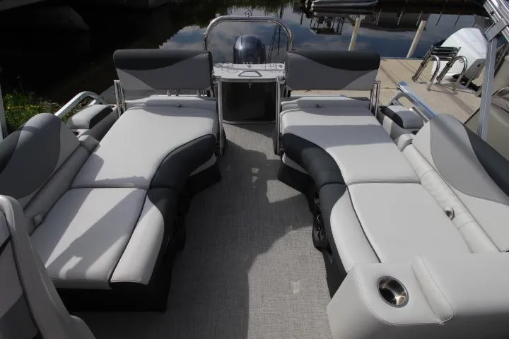 Slide: The Image of 2025 Avalon LSZ Quad Lounger Shift boat interior with luxurious seating and modern design. - 4