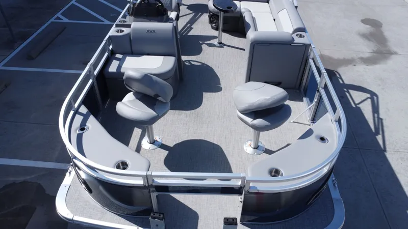 Slide: The Image of Avalon VNT85 QF21 2025 - 19