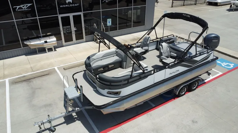 Slide: The Image of Avalon VNT85 VRB23T 2025 - 15