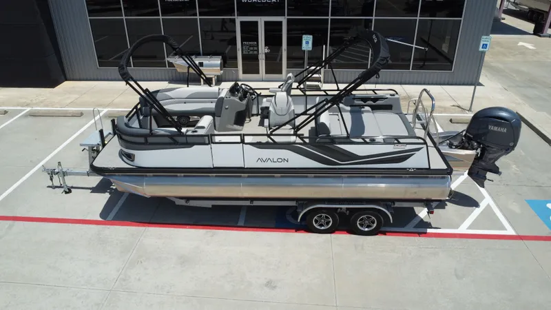 Slide: The Image of Avalon VNT85 VRB23T 2025 - 16