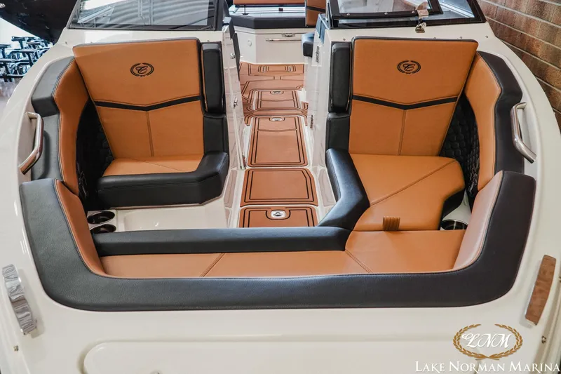 Slide: The Image of Cobalt R6 Surf 2023 - 4