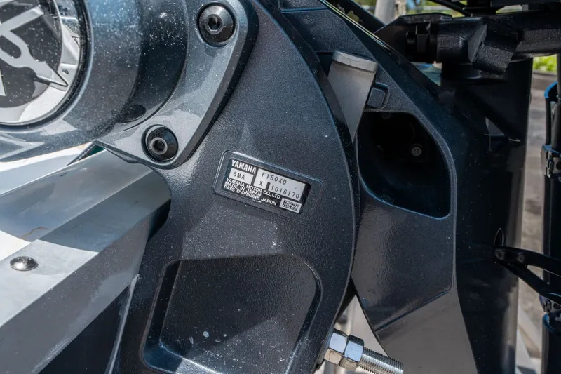 Slide: The Image of Sea Hunt Ultra 219 2026 - 16