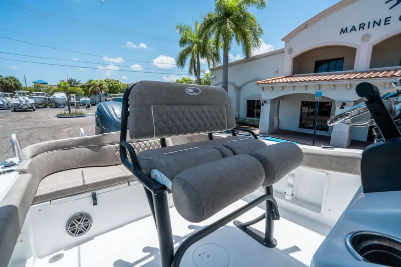 Slide: The Image of Sea Hunt Ultra 219 2026 - 9