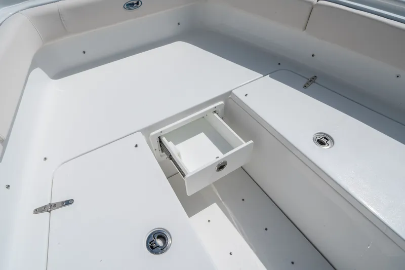 Slide: The Image of Sea Hunt Ultra 275 SE 2026 - 29