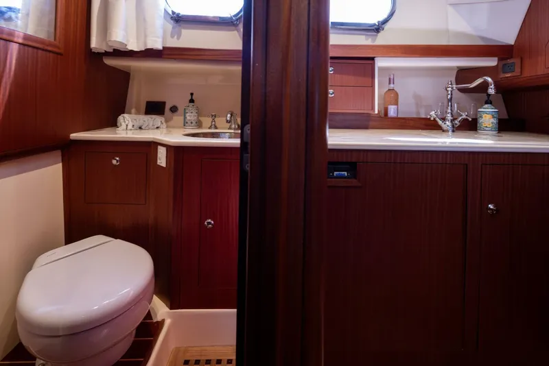 Slide: The Image of Luxurious bathroom interior of 2022 Fratelli Aprea 32 Hard Top yacht. - 19