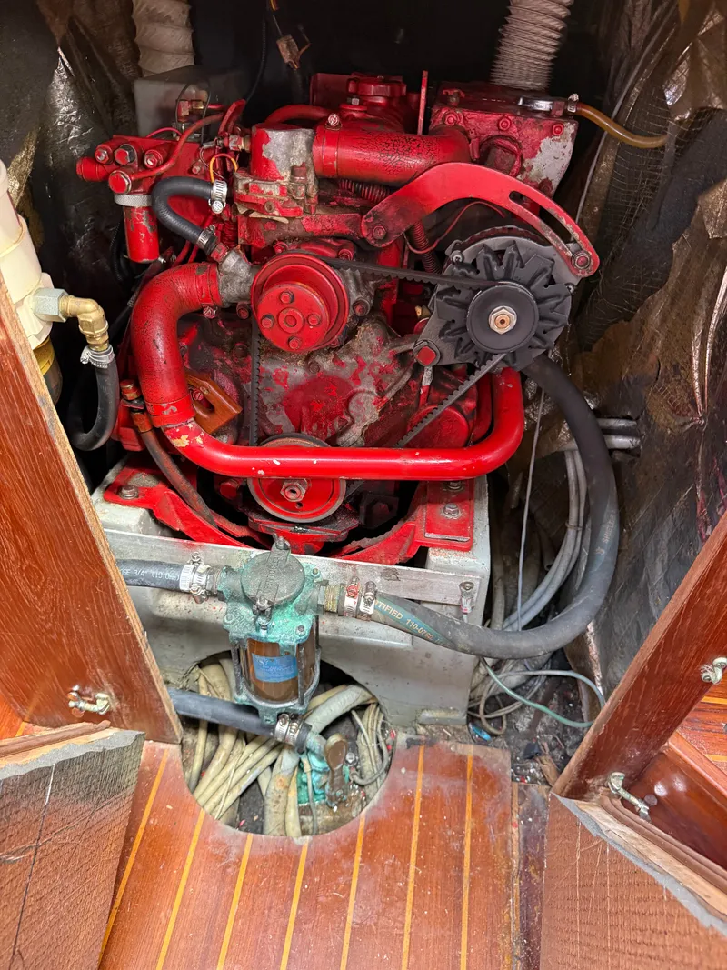 Slide: The Image of Endeavour E 35 1983 - 20