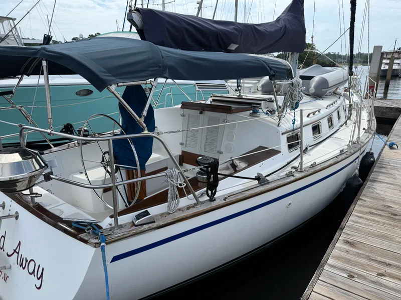 Slide: The Image of Endeavour E 35 1983 - 3