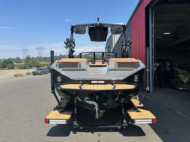 Slide: The Image of Nautique Super Air Nautique S23 2026 - 3