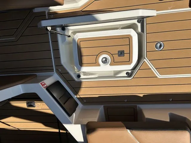 Slide: The Image of Nautique Super Air Nautique G23 2026 - 16