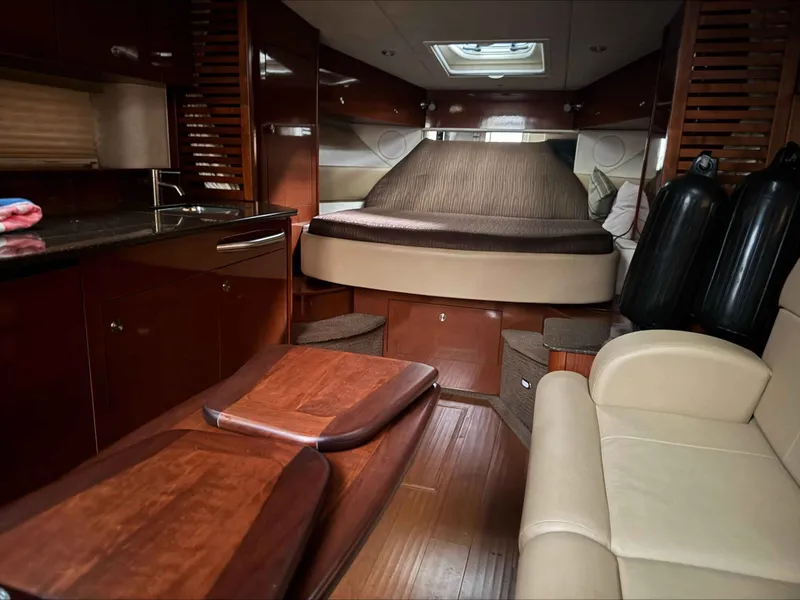 Slide: The Image of Sea Ray Sundancer 370 2013 - 10