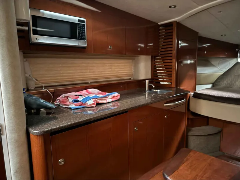 Slide: The Image of Sea Ray Sundancer 370 2013 - 13