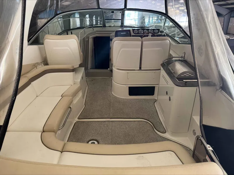 Slide: The Image of Sea Ray Sundancer 370 2013 - 4