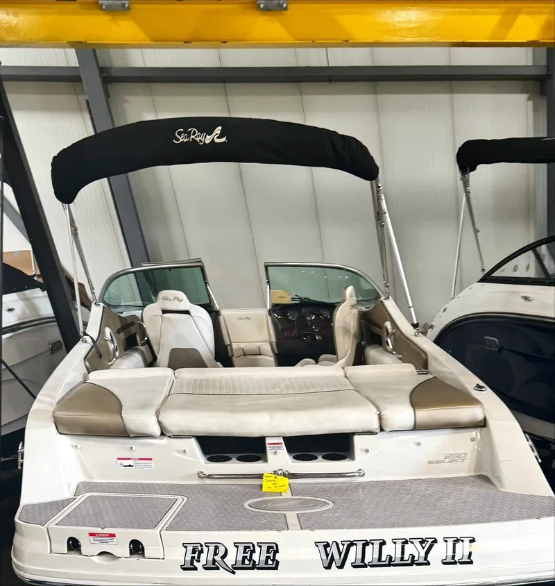 Slide: The Image of Sea Ray 230 Select 2007 - 3