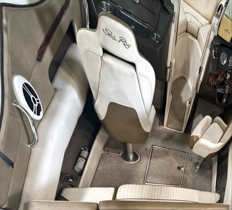 Slide: The Image of Sea Ray 230 Select 2007 - 7