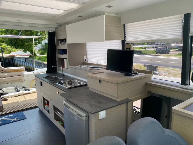 Slide: The Image of Fountaine Pajot MY4.S 2021 - 28