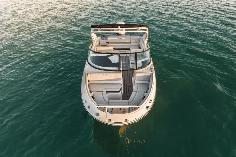 Slide: The Image of Sea Ray SDX 230 Outboard 2026 - 8