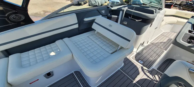 Slide: The Image of 2020 Cobalt R5 boat interior with luxurious seating and modern design. - 24
