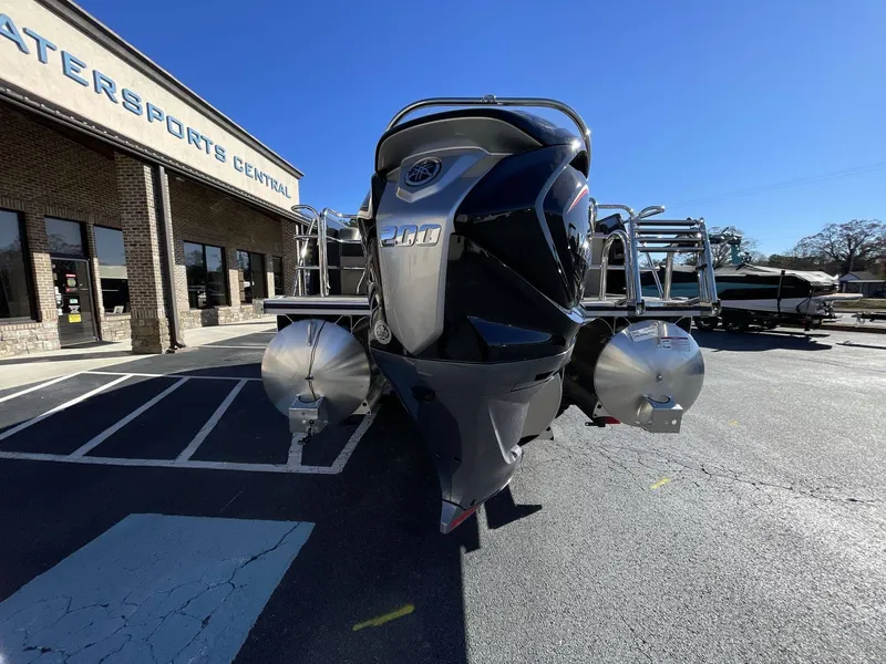 Slide: The Image of South Bay S224UL ARCH 2025 - 25